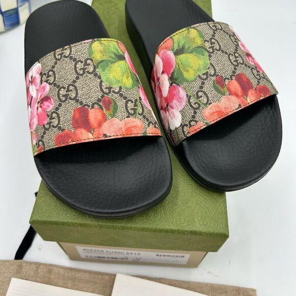 Women's Gucci GG bloom pool slides size 36 made in - Picture 2 of 7